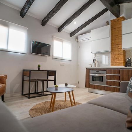 Atico Con Terraza Y Jacuzzi En El Centro Apartment Valencia Room photo