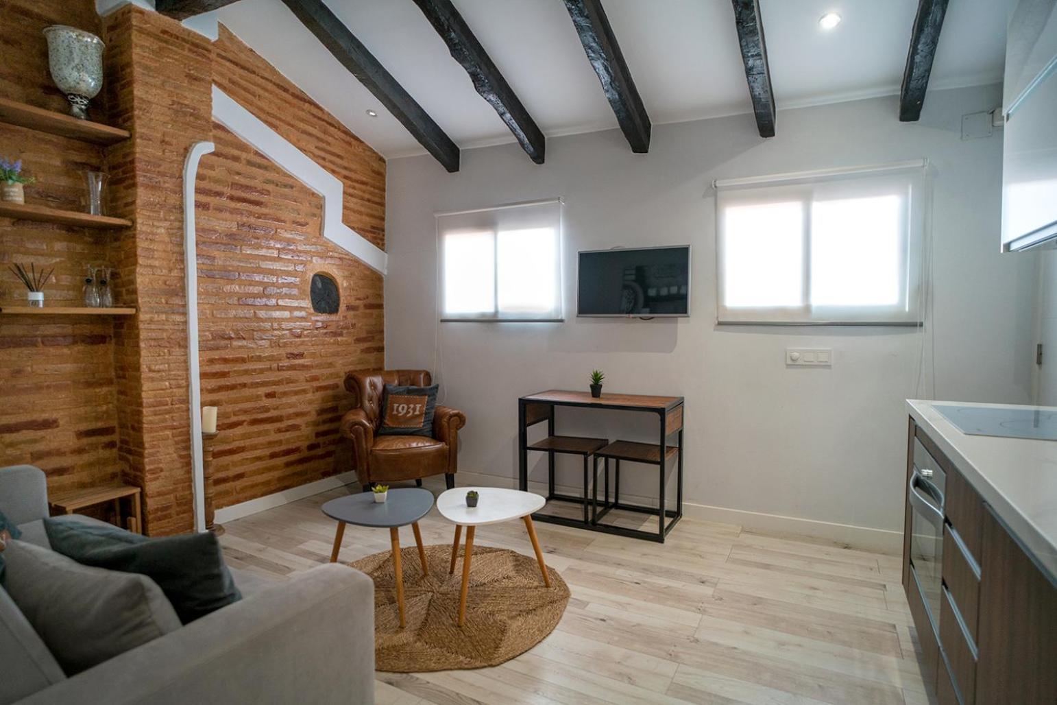 Atico Con Terraza Y Jacuzzi En El Centro Apartment Valencia Room photo